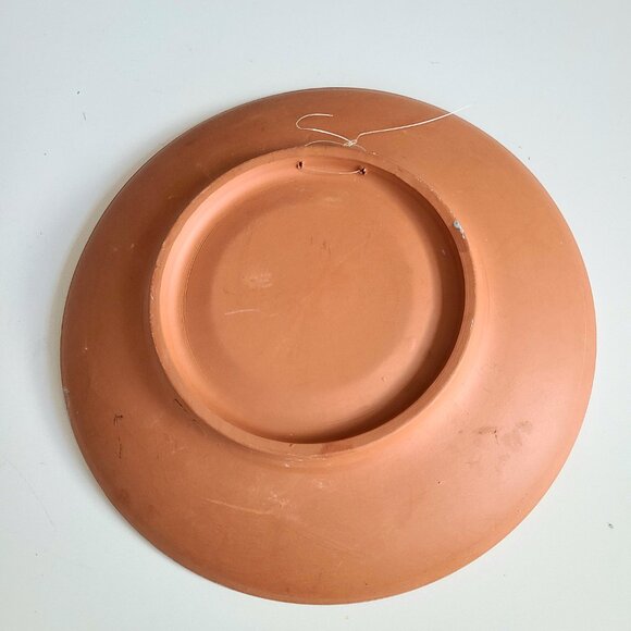 Mexican or Spanish hand painted red clay wall plate/dish. Wall  home decor. - Picture 4 of 6